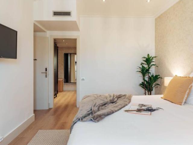 Shared Living/Roommate 5 Dormitorio Barcelona Barcelona ES101811684