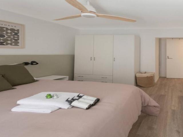Shared Living/Roommate 5 Dormitorio Barcelona Barcelona ES101813440