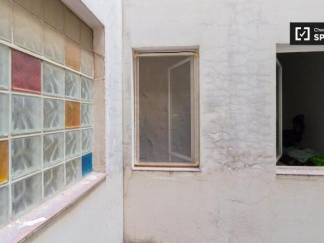 Shared Living/Roommate 5 Dormitorio Barcelona Barcelona ES101813460