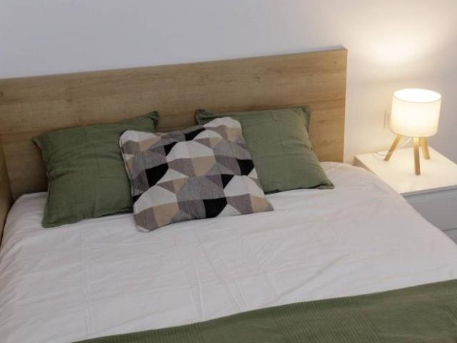 Shared Living/Roommate 5 Dormitorio Barcelona Barcelona ES101813223