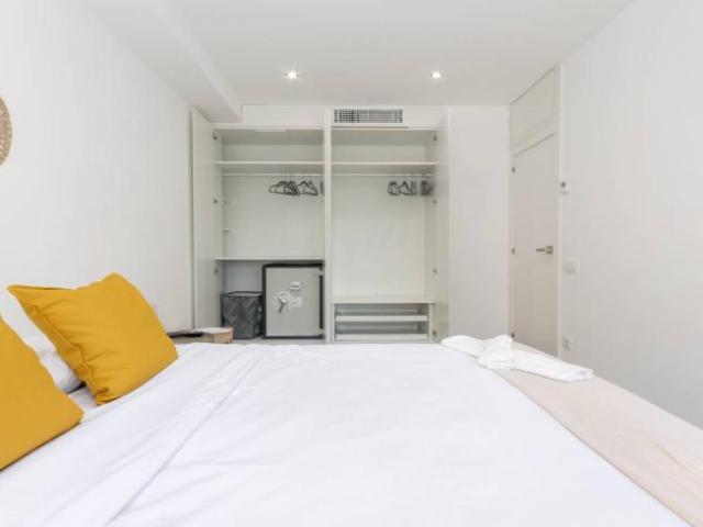 Shared Living/Roommate 5 Dormitorio Barcelona Barcelona ES101816844