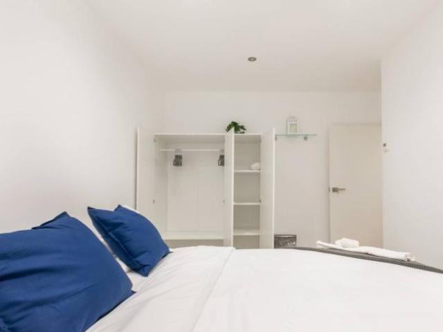 Shared Living/Roommate 5 Dormitorio Barcelona Barcelona ES101820118