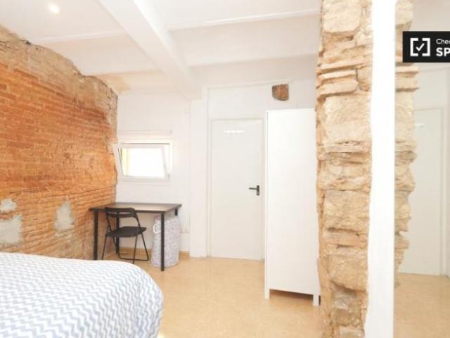 Shared Living/Roommate 5 Dormitorio Barcelona Barcelona ES101820225