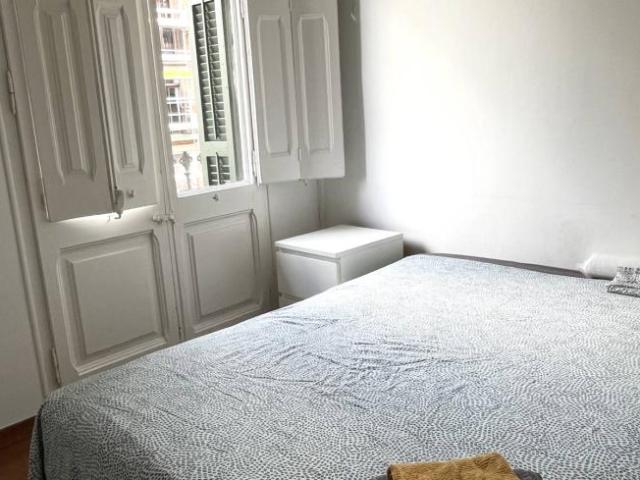 Shared Living/Roommate 5 Dormitorio Barcelona Barcelona ES101845393
