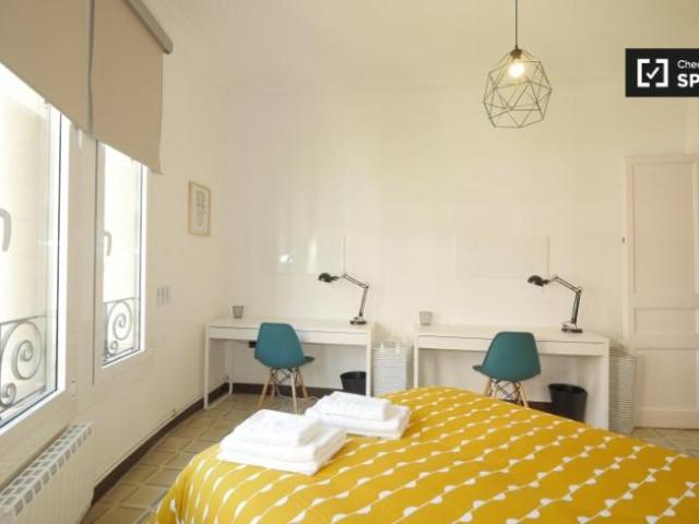 Shared Living/Roommate 5 Dormitorio Barcelona Barcelona ES101991428