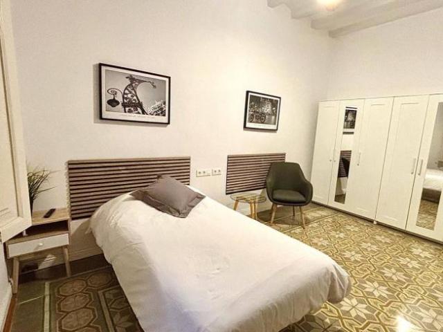 Shared Living/Roommate 5 Dormitorio Barcelona Barcelona ES102850430