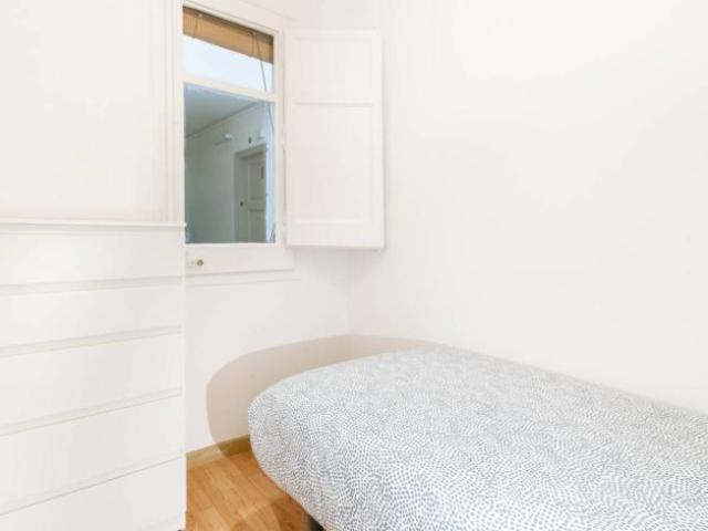 Shared Living/Roommate 5 Dormitorio Barcelona Barcelona ES103580517