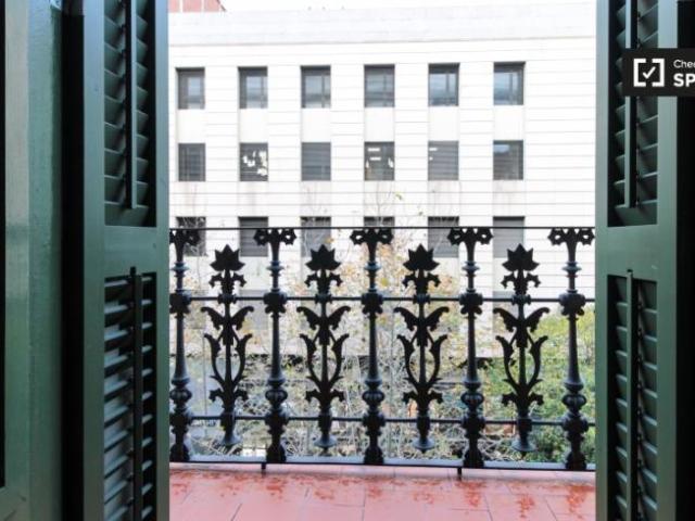 Shared Living/Roommate 5 Dormitorio Barcelona Barcelona ES103093981