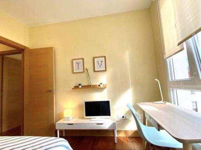 Shared Living/Roommate 5 Dormitorio Bilbao Bilbao ELS80956945