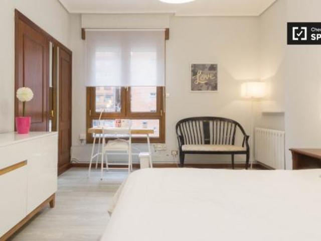 Shared Living/Roommate 5 Dormitorio Bilbao Bilbao ELS80956981