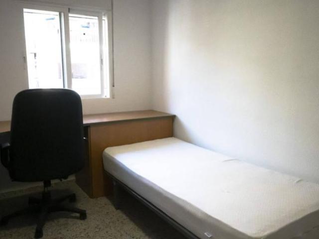 Shared Living/Roommate 5 Dormitorio Cordoba Cordoba ELS101849870