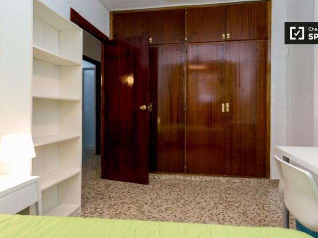 Shared Living/Roommate 5 Dormitorio Granada Granada ES101530611