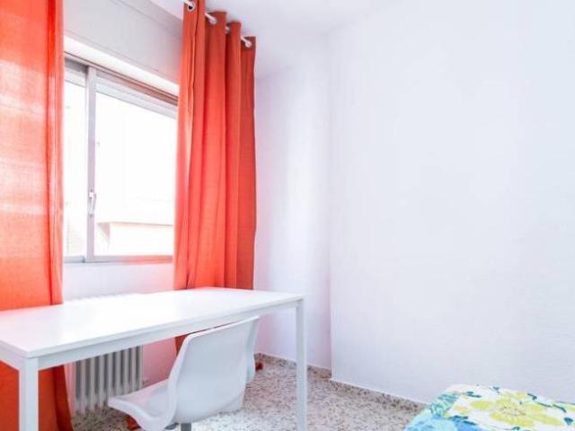 Shared Living/Roommate 5 Dormitorio Granada Granada ES101530997