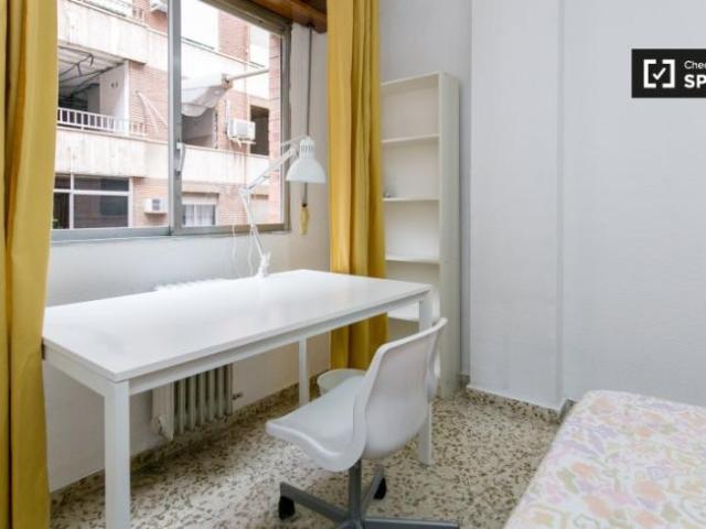 Shared Living/Roommate 5 Dormitorio Granada Granada ES101531051