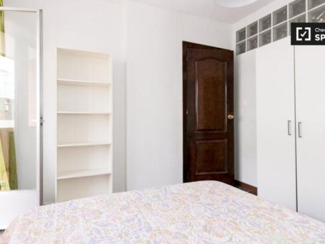 Shared Living/Roommate 5 Dormitorio Granada Granada ES101531137