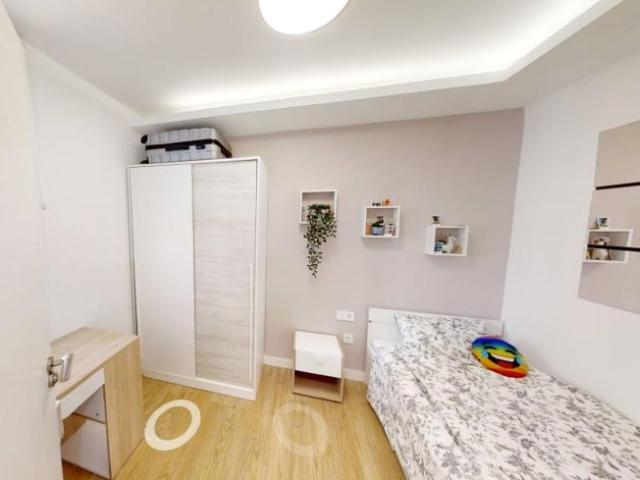 Shared Living/Roommate 5 Dormitorio Granada Granada ES101818154