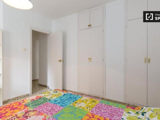 Shared Living/Roommate 5 Dormitorio Granada Granada ES101818625