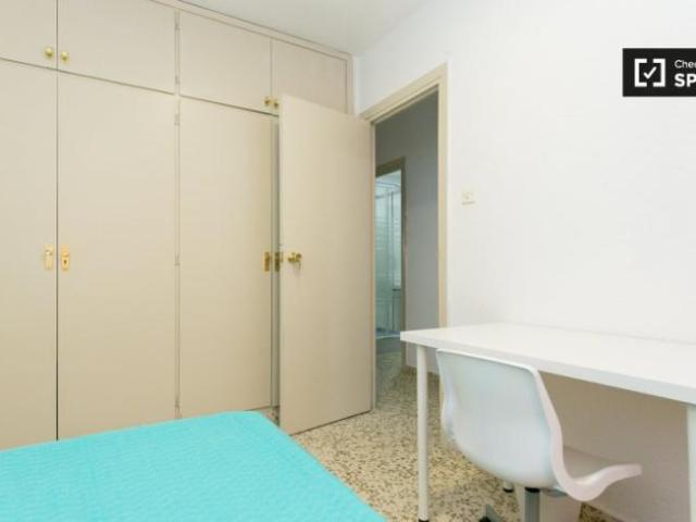 Shared Living/Roommate 5 Dormitorio Granada Granada ES101837701