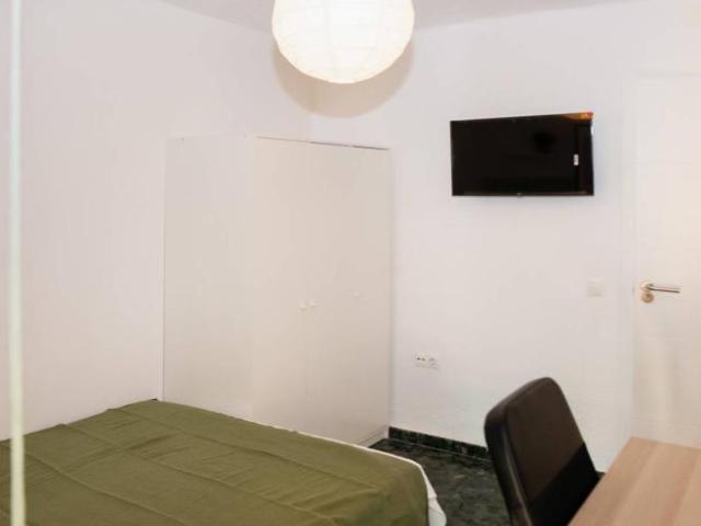 Shared Living/Roommate 5 Dormitorio Granada Granada ES104845365