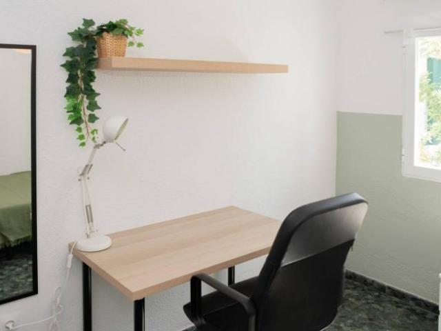 Shared Living/Roommate 5 Dormitorio Granada Granada ES104845850