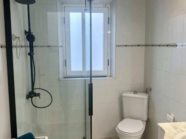 Shared Living/Roommate 5 Dormitorio Granada Granada ES85861643
