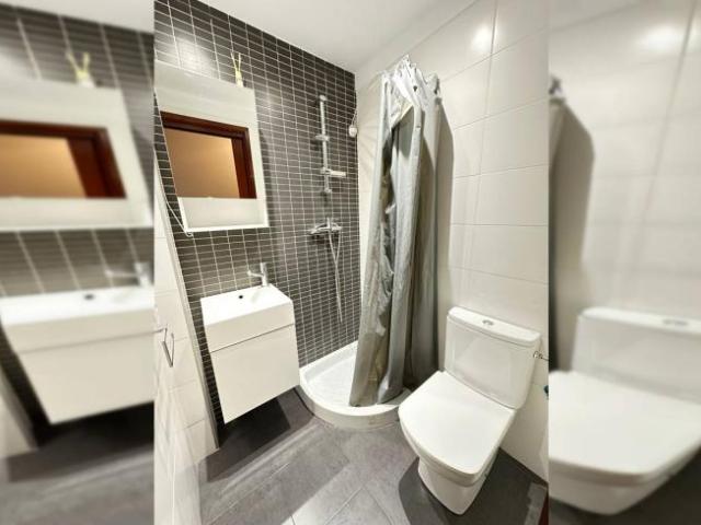 Shared Living/Roommate 5 Dormitorio Pamplona Pamplona ES103926212
