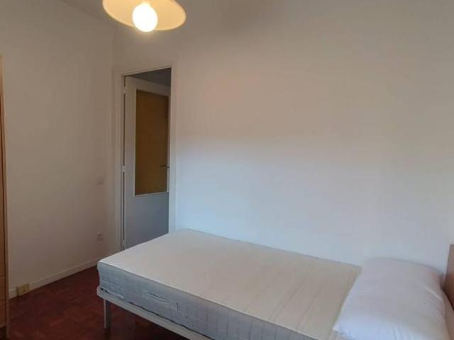 Shared Living/Roommate 5 Dormitorio Pamplona Pamplona ES103926225