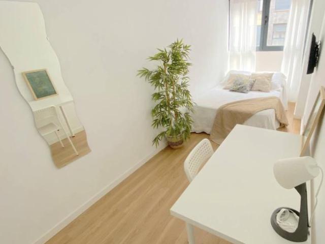 Shared Living/Roommate 5 Dormitorio Seville Seville ELS100813483