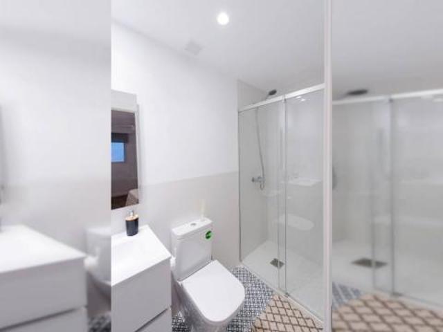 Shared Living/Roommate 5 Dormitorio Valencia Valencia ELS76957471