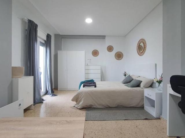 Shared Living/Roommate 5 Dormitorio Valencia Valencia ELS96617200