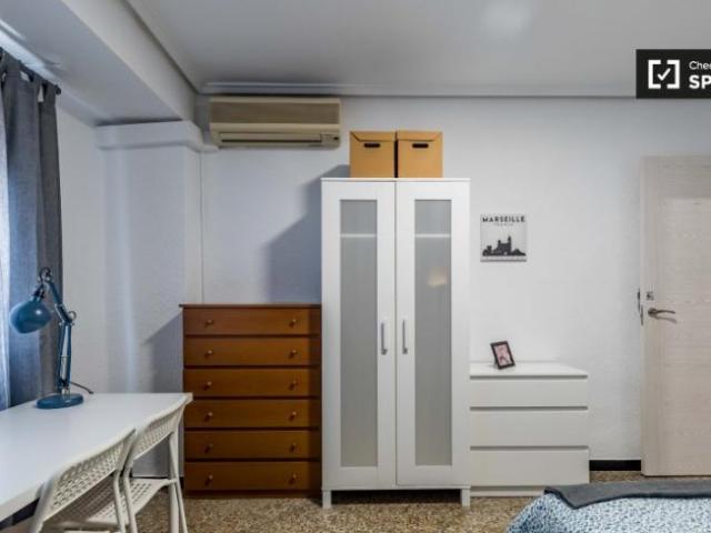 Shared Living/Roommate 5 Dormitorio Valencia Valencia ELS91328475