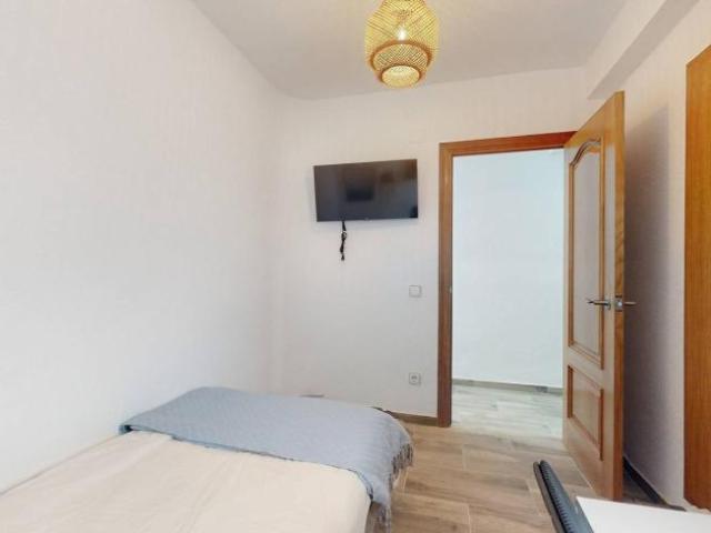 Shared Living/Roommate 5 Dormitorio Valencia Valencia ES104845604