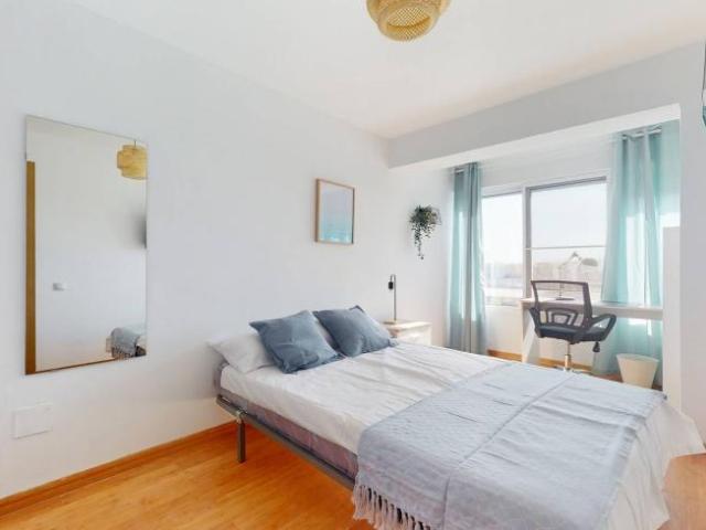 Shared Living/Roommate 5 Dormitorio Valencia Valencia ES104845704
