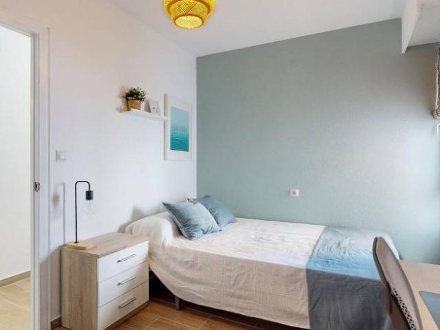 Shared Living/Roommate 5 Dormitorio Valencia Valencia ES104845719