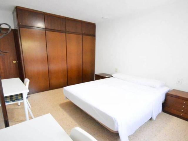 Shared Living/Roommate 5 Dormitorio Valencia Valencia ES101737580