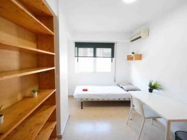 Shared Living/Roommate 5 Dormitorio Valencia Valencia ES101737904