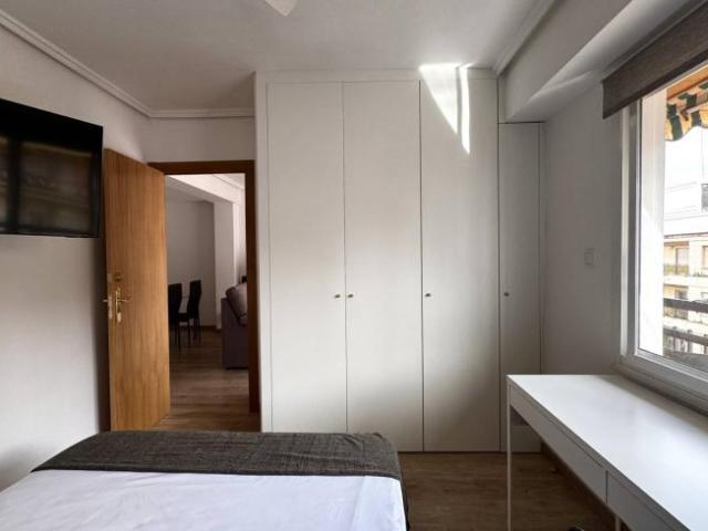 Shared Living/Roommate 5 Dormitorio Valencia Valencia ES101788846