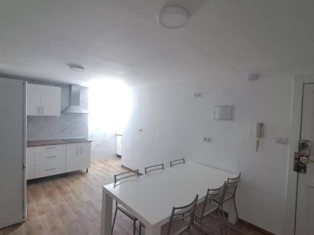 Shared Living/Roommate 5 Dormitorio Valencia Valencia ES101814382