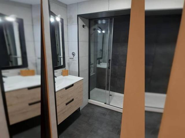 Shared Living/Roommate 5 Dormitorio Valencia Valencia ES101818535