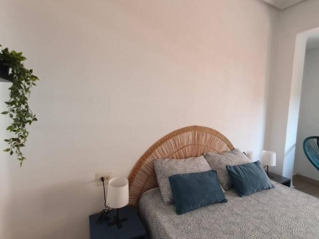 Shared Living/Roommate 5 Dormitorio Valencia Valencia ES101810716