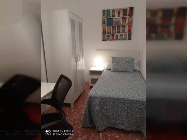 Shared Living/Roommate 5 Dormitorio Valencia Valencia ES101811501