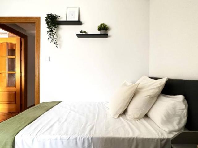 Shared Living/Roommate 5 Dormitorio Valencia Valencia ES101844162