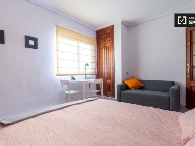 Shared Living/Roommate 5 Dormitorio Valencia Valencia ES101953241