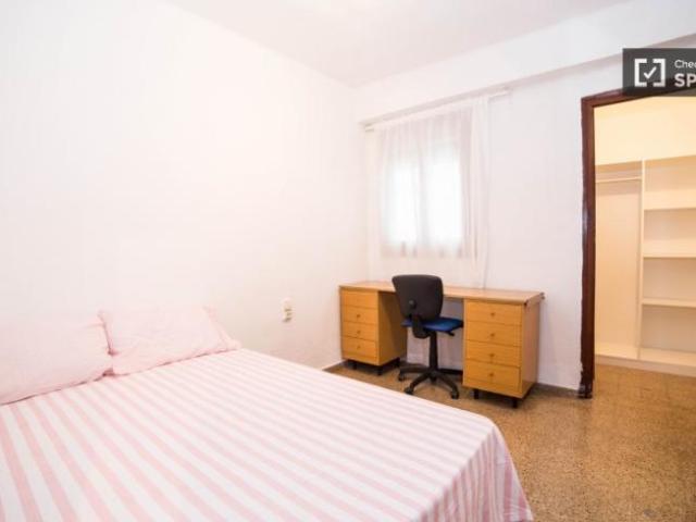Shared Living/Roommate 5 Dormitorio Valencia Valencia ES102021647