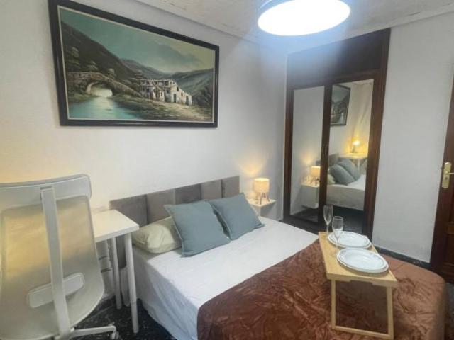 Shared Living/Roommate 5 Dormitorio Valencia Valencia ES102886535