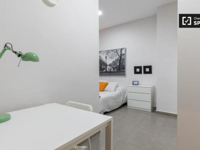 Shared Living/Roommate 5 Dormitorio Valencia Valencia ES103414499