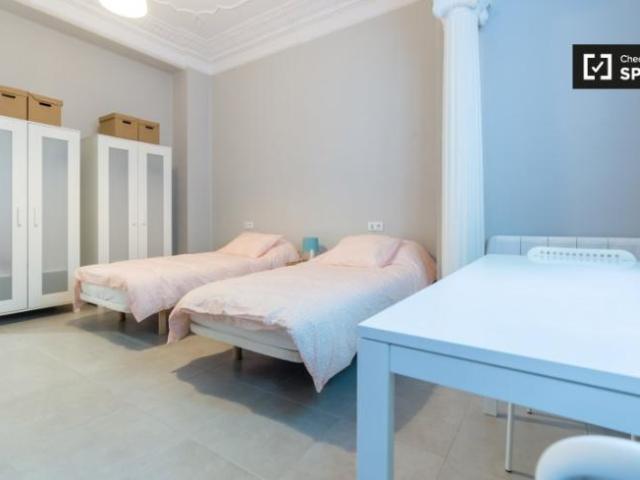 Shared Living/Roommate 5 Dormitorio Valencia Valencia ES103490907
