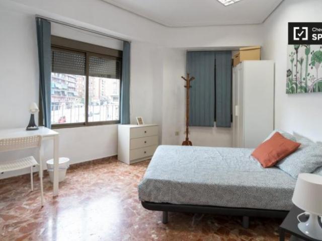 Shared Living/Roommate 5 Dormitorio Valencia Valencia ES103491011