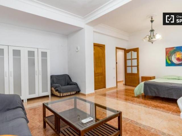 Shared Living/Roommate 5 Dormitorio Valencia Valencia ES103491064