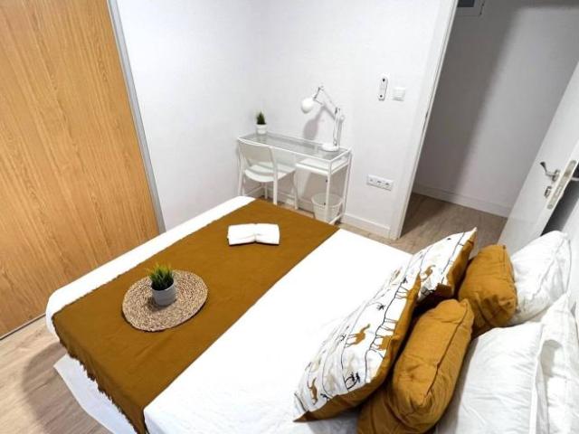 Shared Living/Roommate 5 Dormitorio Valencia Valencia ES103657523